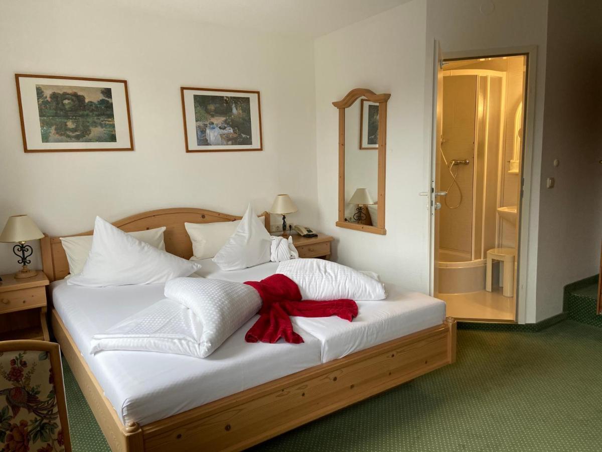 Muldenschlosschen Hotel Lunzenau Buitenkant foto