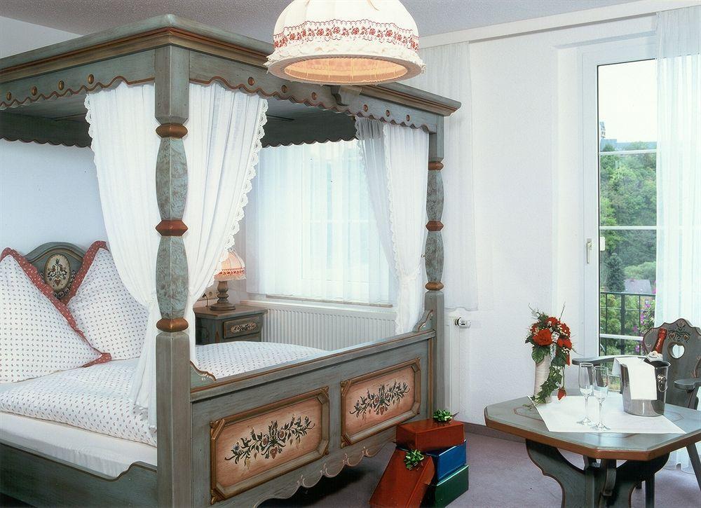 Muldenschlosschen Hotel Lunzenau Buitenkant foto